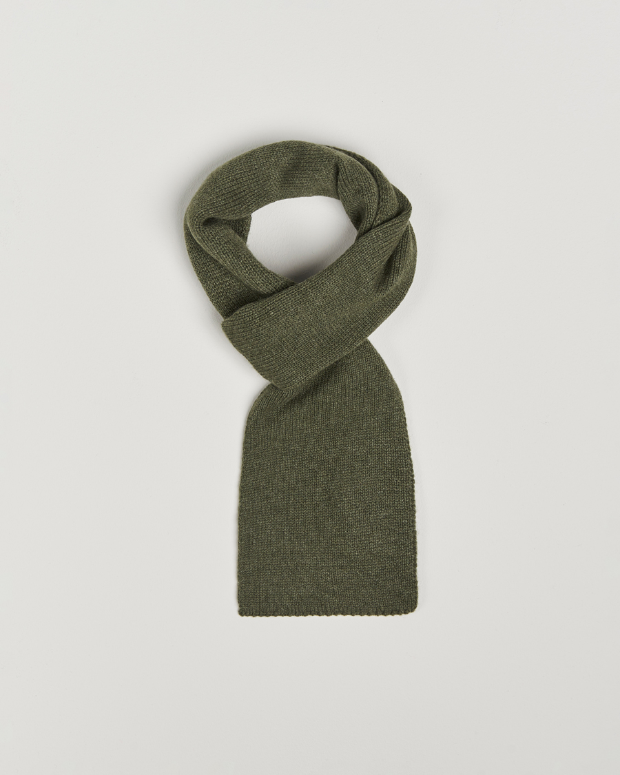Heren | Piacenza Cashmere Short Loop Cashmere Scarf Olive | Piacenza Cashmere | Short Loop Cashmere Scarf Olive