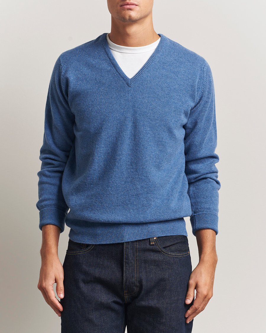 Heren | Truien | William Lockie | Rob Lambswool V-Neck Clyde