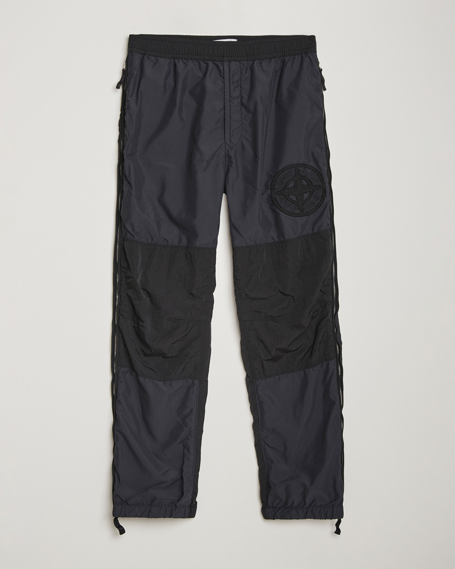 Stone island black joggers best sale