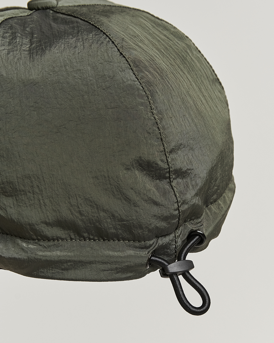 Heren | Stone Island Nylon Metal Logo Cap Musk | Stone Island | Nylon Metal Logo Cap Musk