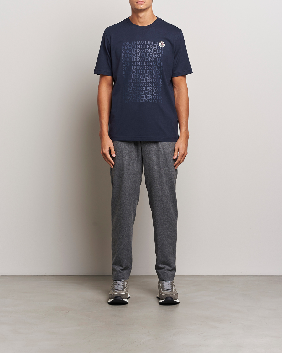 Heren | T-shirts | Moncler | All Over Lettering T-Shirt Navy