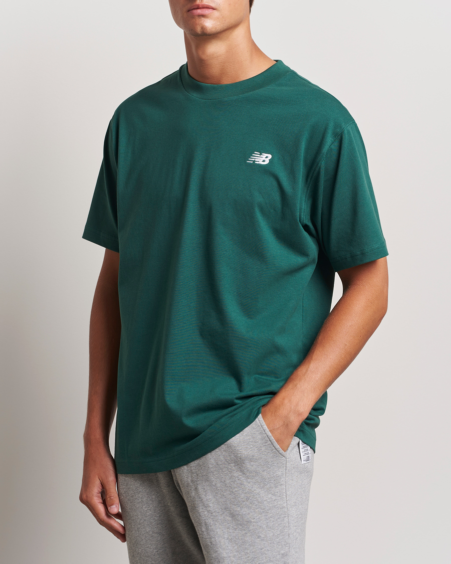Heren | T-shirts | New Balance | Essentials T-Shirt Nightwatch Green