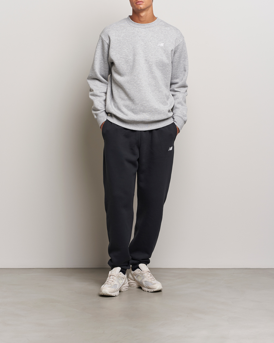 Heren | Broeken | New Balance | Essentials Fleece Sweatpants Black
