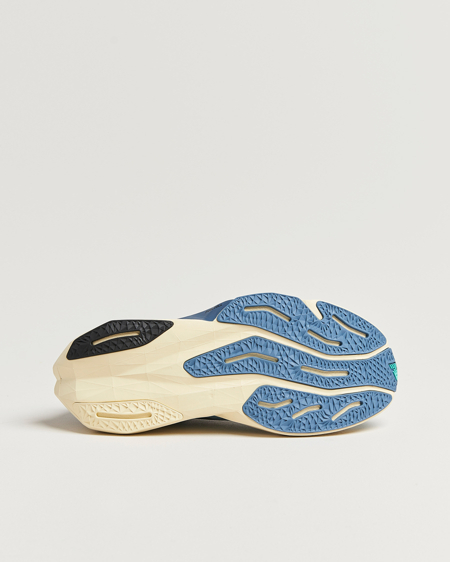 Heren | New Balance Running FuelCell Rebel v4 Blue | New Balance Running | FuelCell Rebel v4 Blue