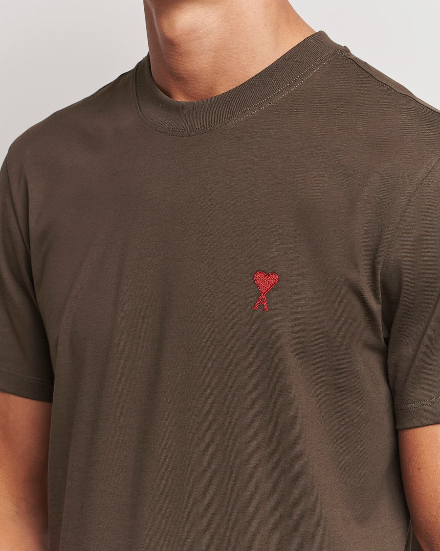 Heren | T-shirts | AMI | Heart Logo T-Shirt Dark Coffee