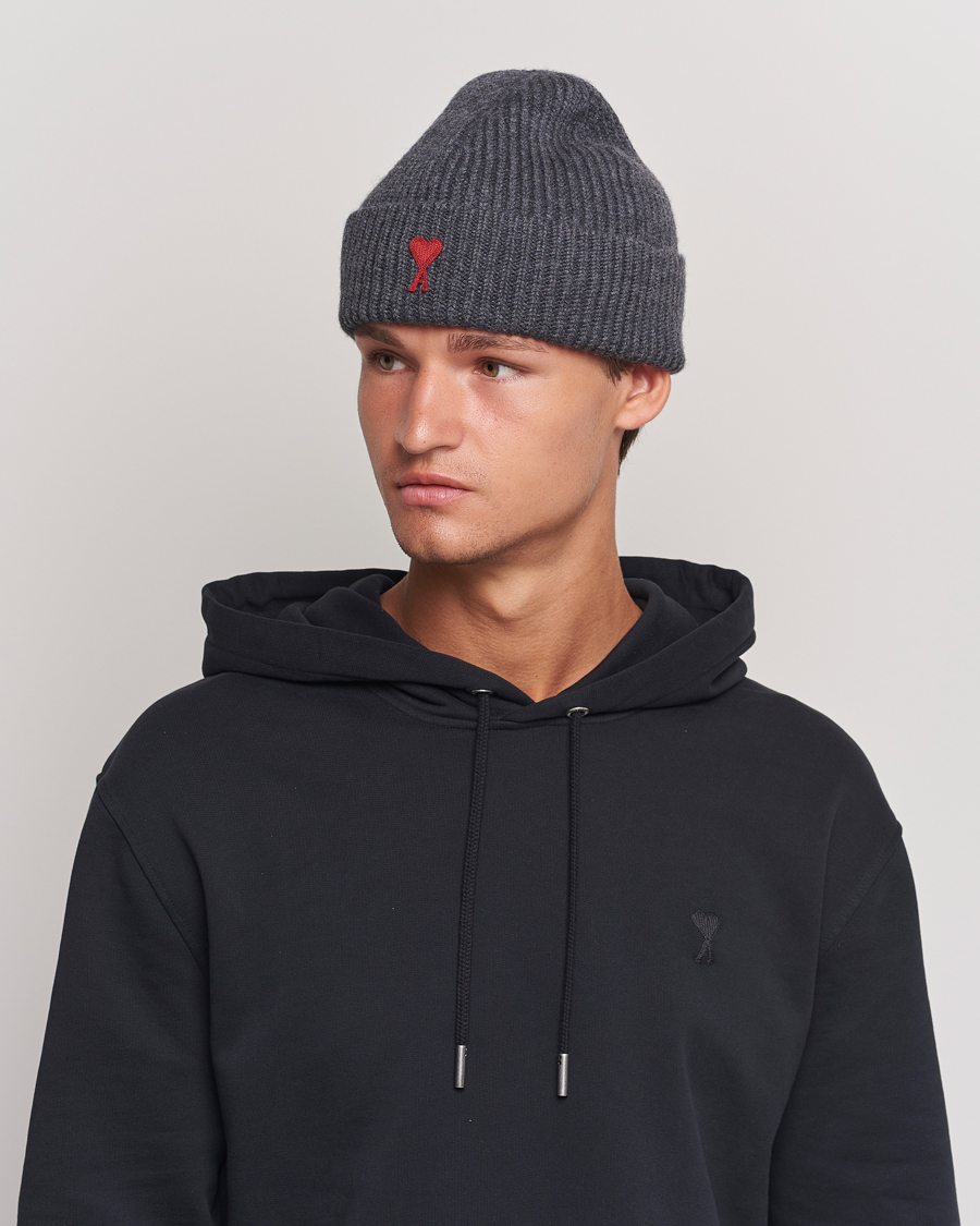Heren | AMI Heart Logo Beanie Heather Grey | AMI | Heart Logo Beanie Heather Grey