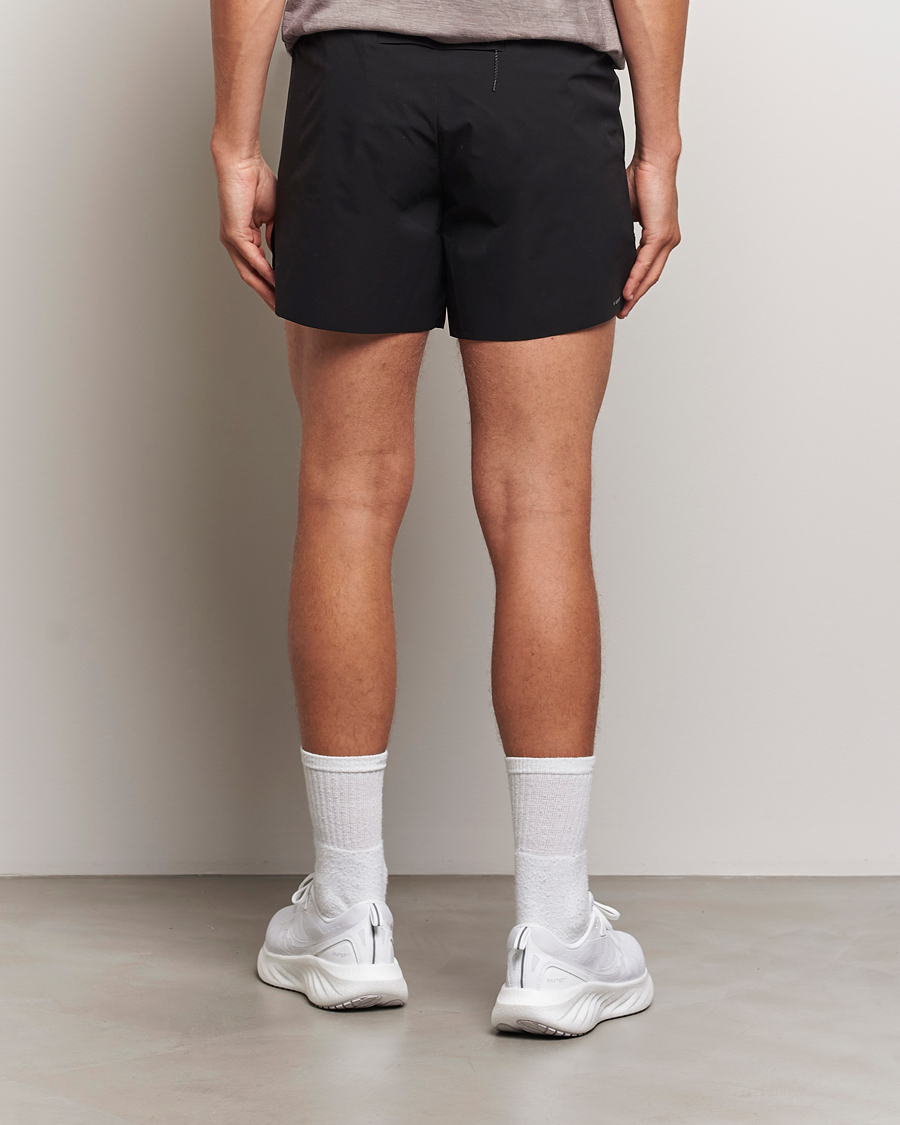 Heren | Korte broek | Satisfy | PeaceShell 5 Inch Shorts Black