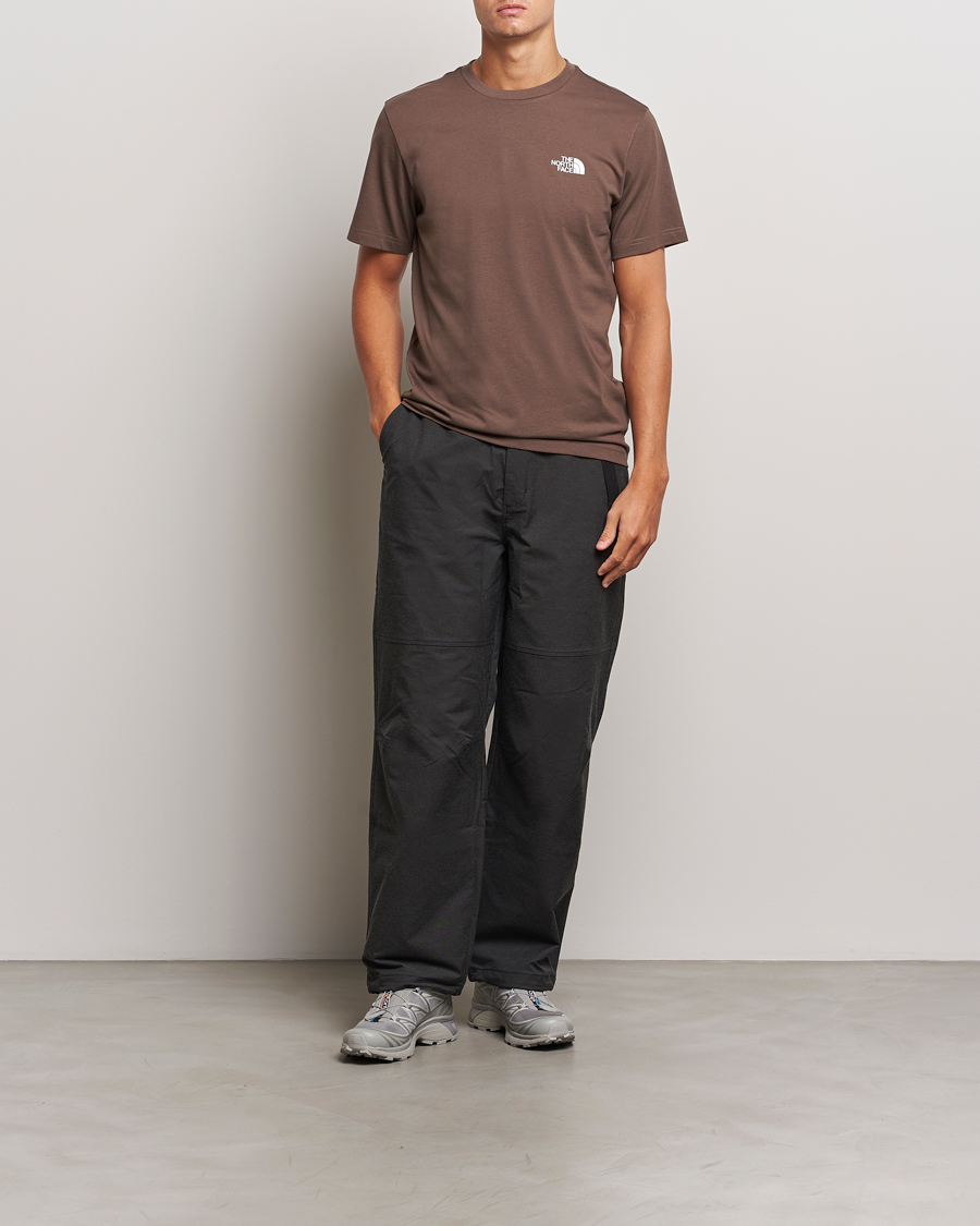 Heren | T-shirts | The North Face | Simple Dome Tee Dark Brown