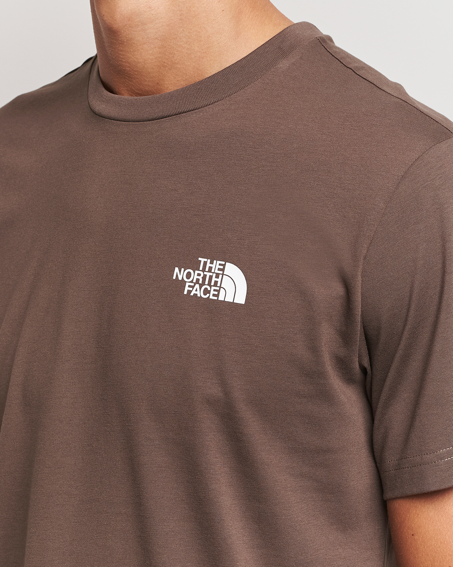 Heren | T-shirts | The North Face | Simple Dome Tee Dark Brown