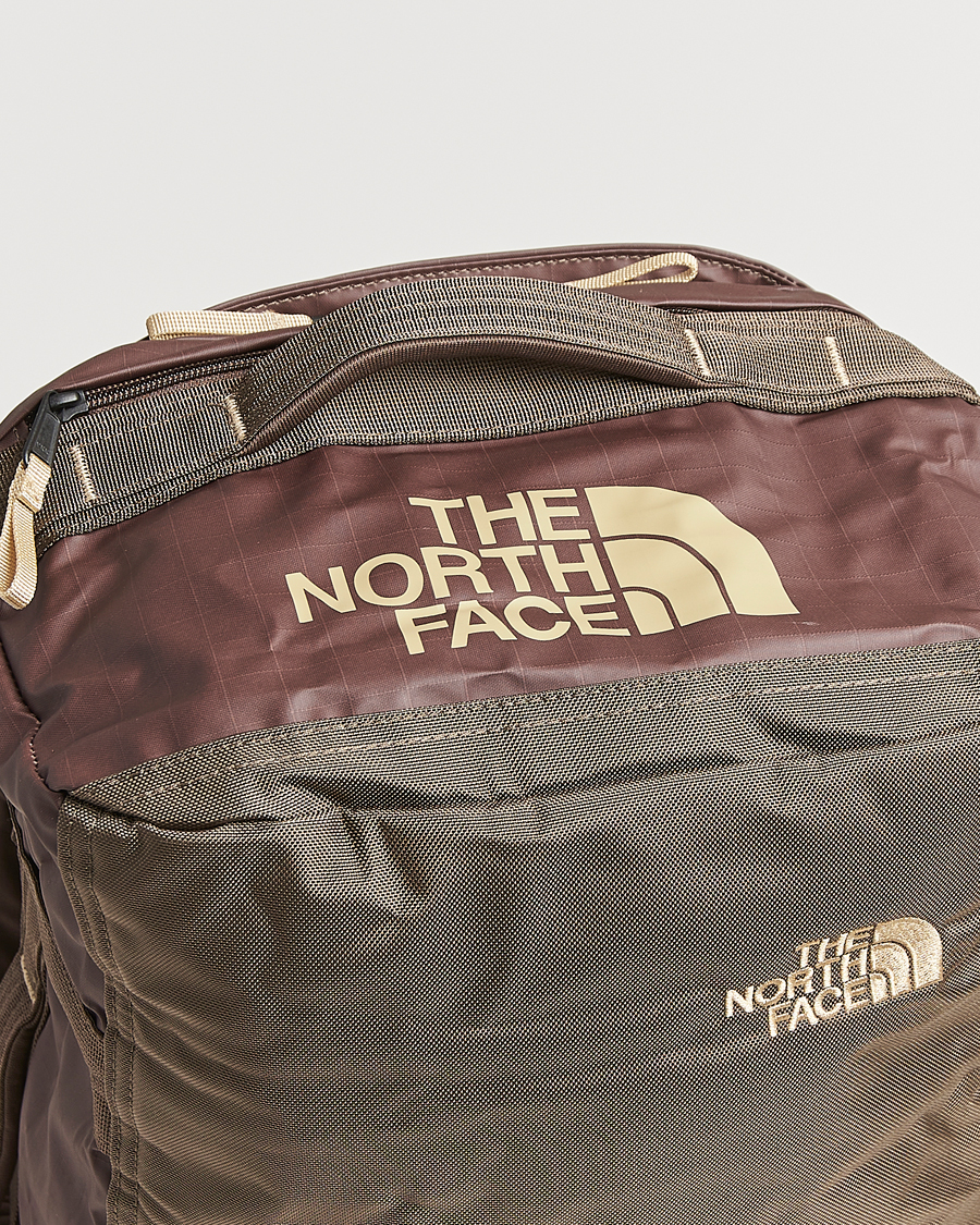 Heren | The North Face Base Camp Voyager Duffel 32L Brown | The North Face | Base Camp Voyager Duffel 32L Brown