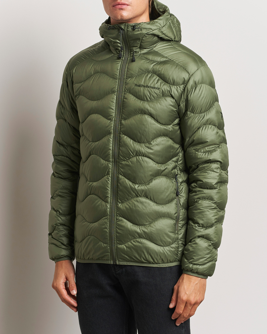 Heren | Jassen | Peak Performance | Helium Down Hooded Jacket Pine Needle