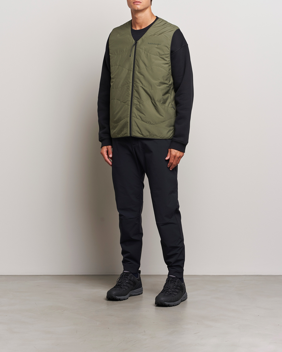 Heren | Jassen | Peak Performance | Insulated Reversable Vest Pine Needle