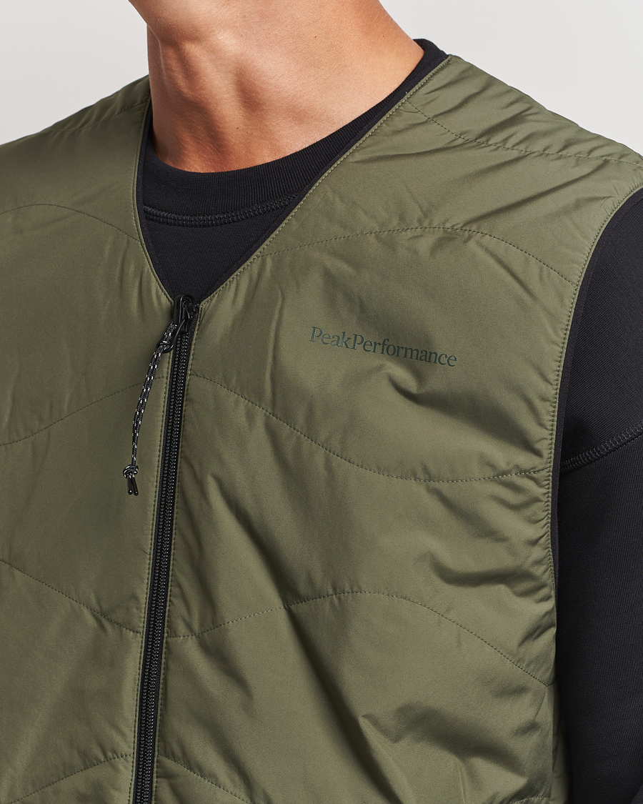 Heren | Jassen | Peak Performance | Insulated Reversable Vest Pine Needle