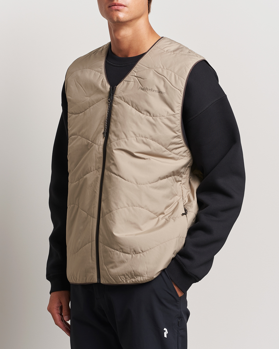 Heren | Jassen | Peak Performance | Insulated Reversable Vest Avid Beige