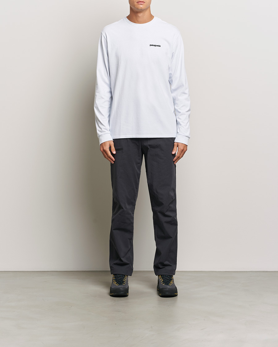 Heren | T-shirts | Patagonia | P-6 Logo Responsibili LS T-Shirt White
