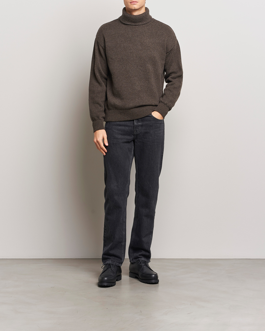 Heren | Truien | Colorful Standard | Merino Wool Turtleneck Coffee Brown