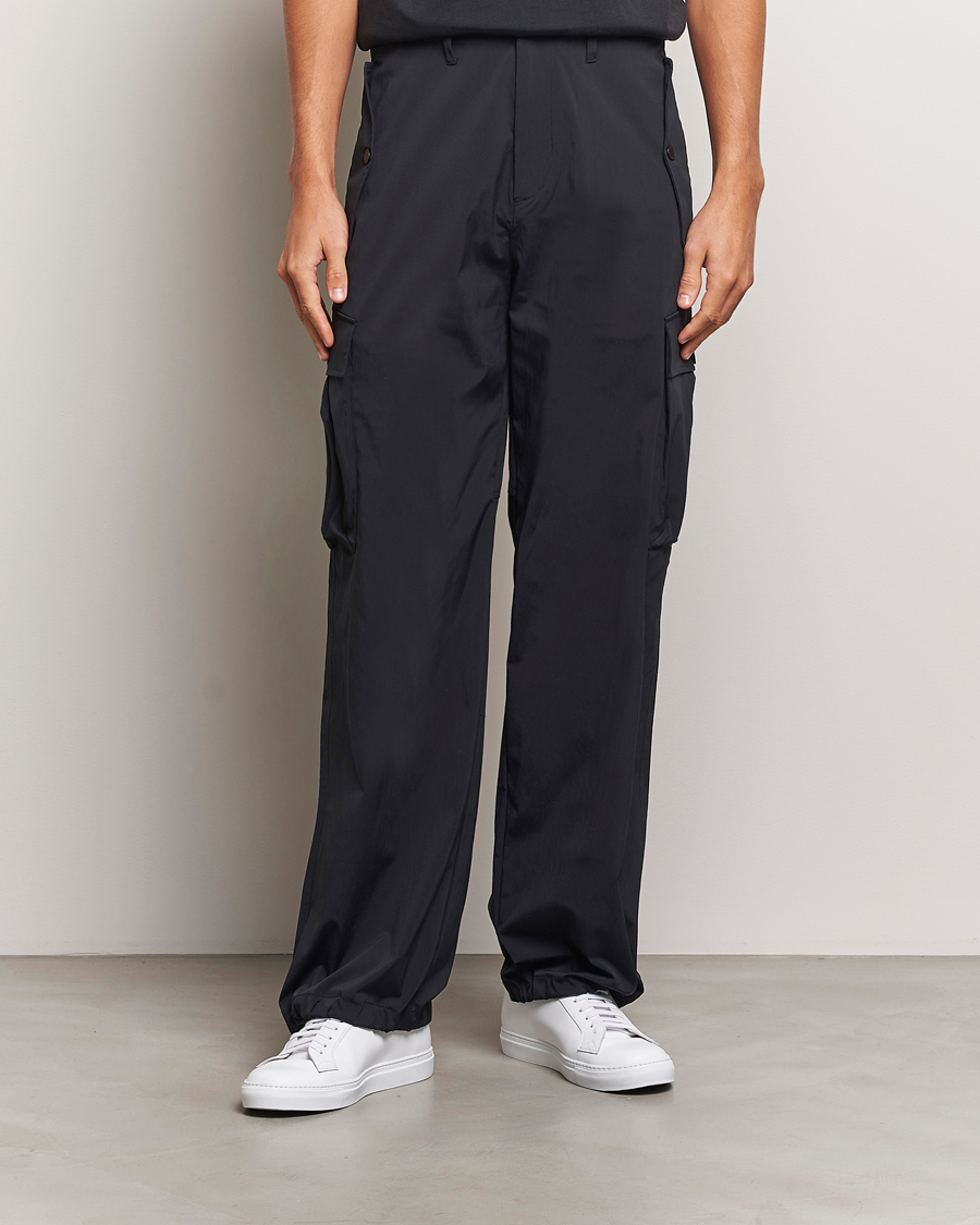 Heren | Broeken | J.Lindeberg | Cosmo Tech Cargo Pants Black