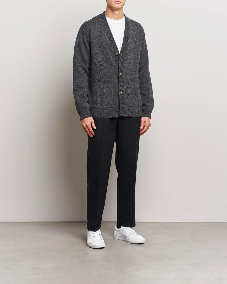 Heren | Broeken | A Day's March | Gairloch Relaxed Wool Trousers Black