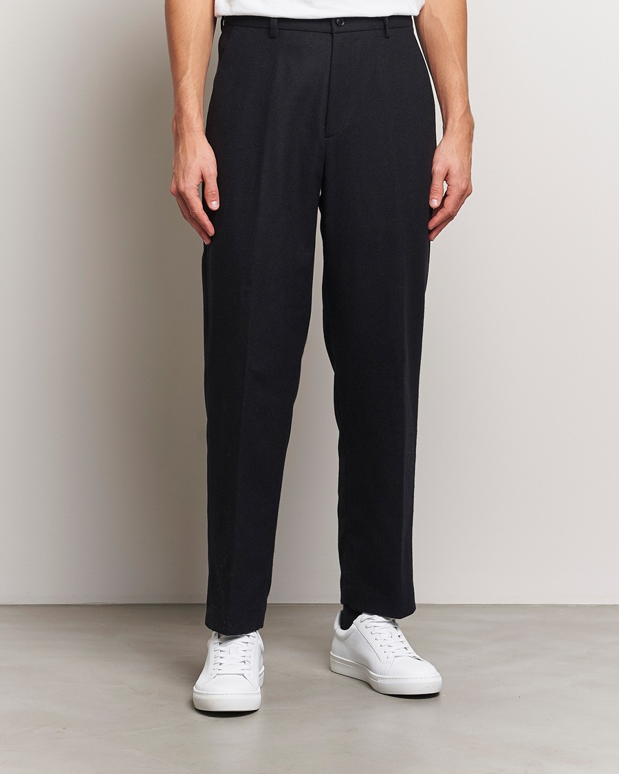Heren | Broeken | A Day's March | Gairloch Relaxed Wool Trousers Black