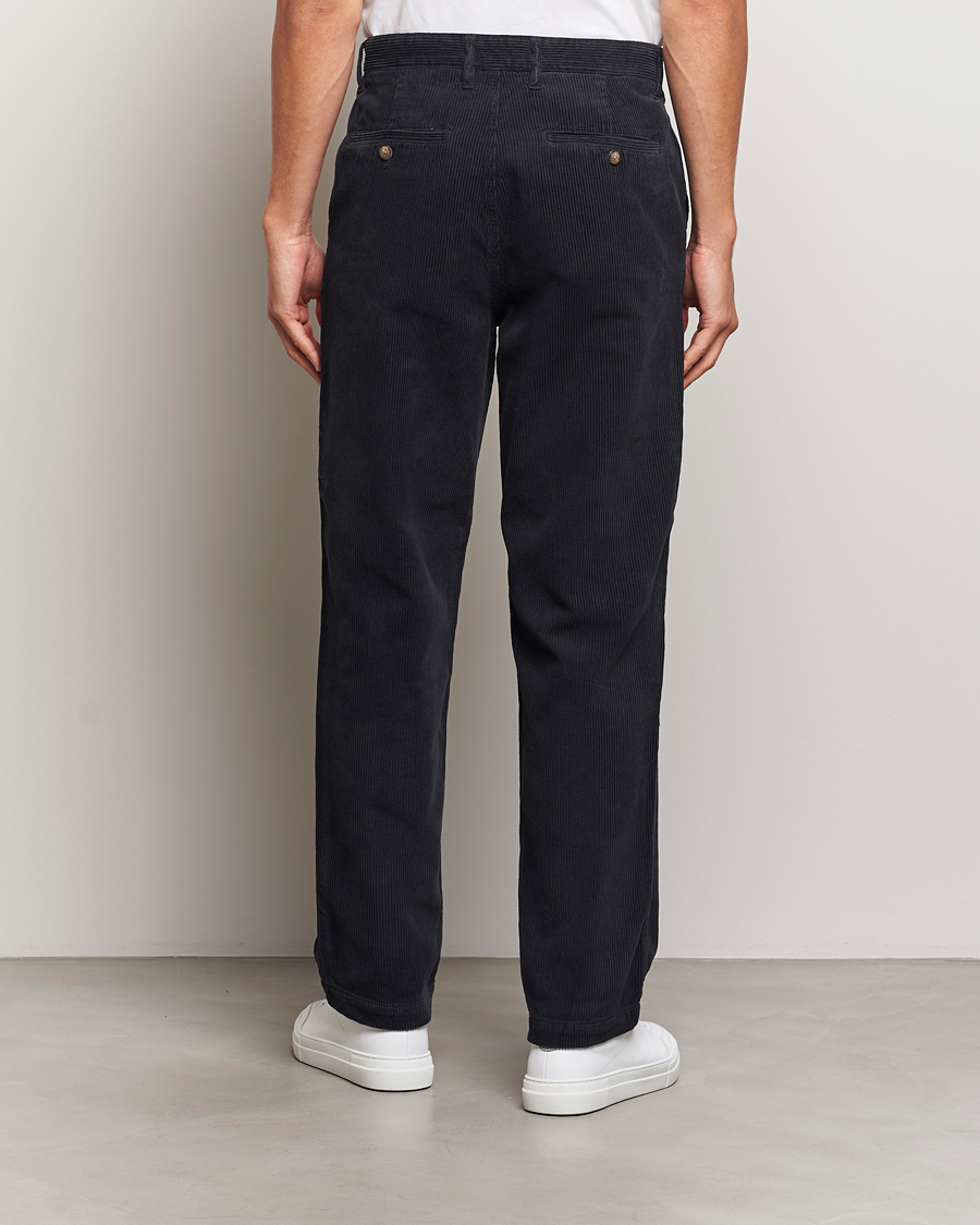 Heren | Broeken | A Day's March | Redwood Corduroy Trousers Black