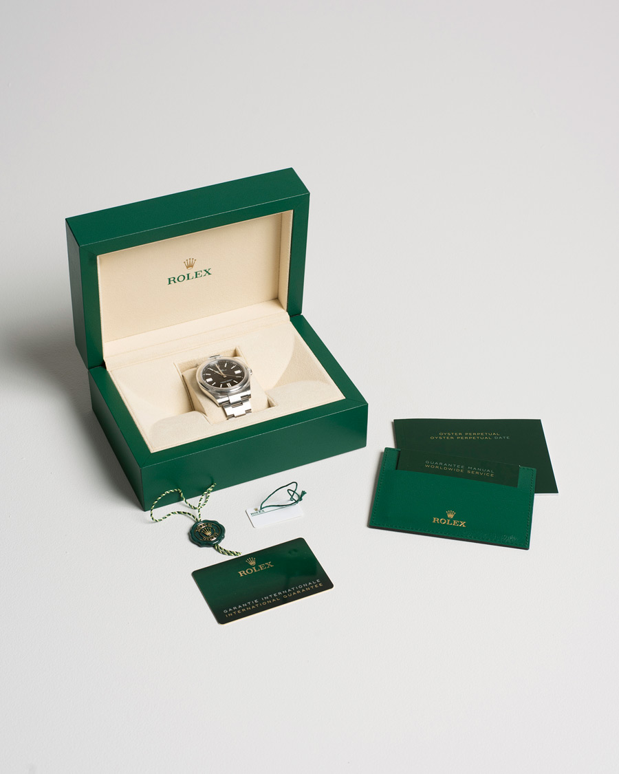 Heren | Rolex Pre-Owned Oyster Perpetual 124300 Black Silver | Rolex Pre-Owned | Oyster Perpetual 124300 Black Silver