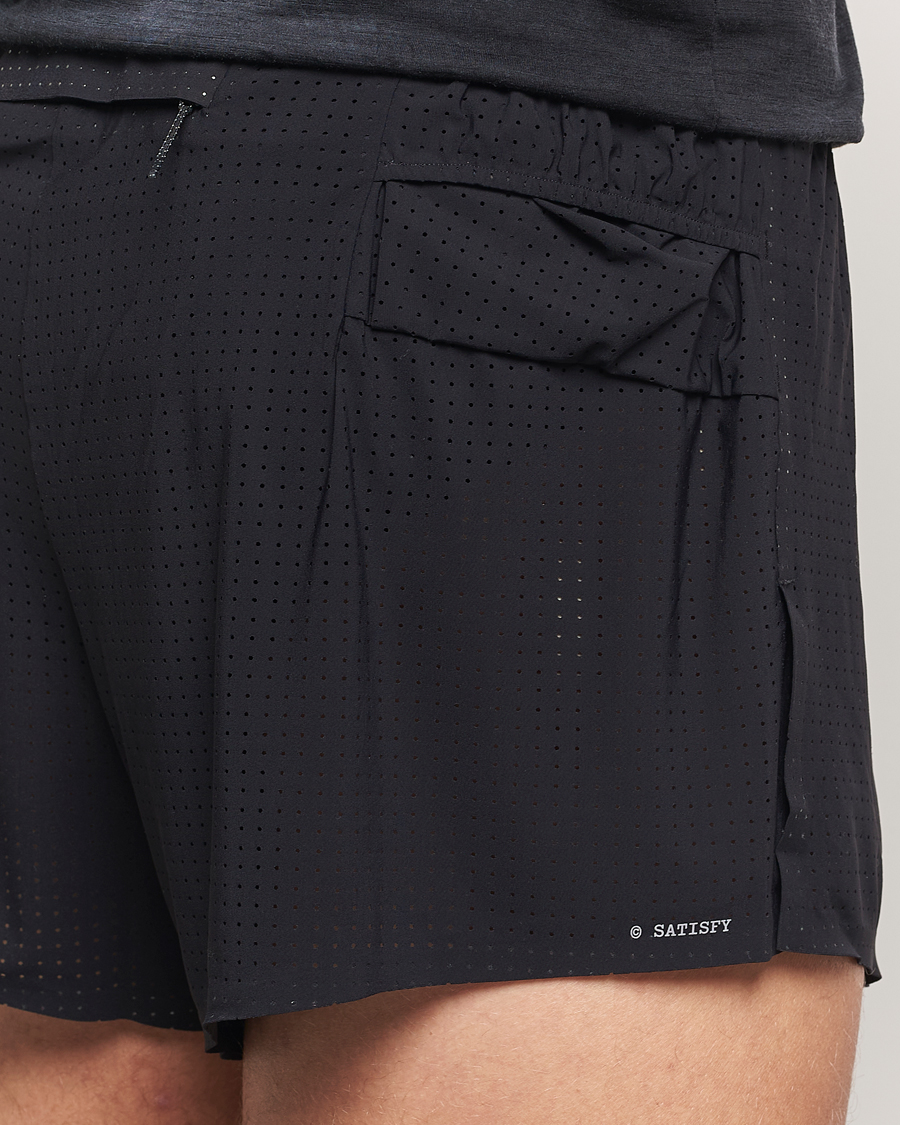Heren | Korte broek | Satisfy | Space-O 2.5 Distance Shorts Black