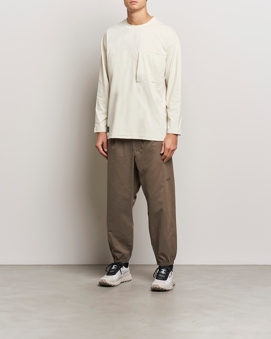 Heren | T-shirts | Oakley | FGL Scratch Long Sleeve T-Shirt Bone