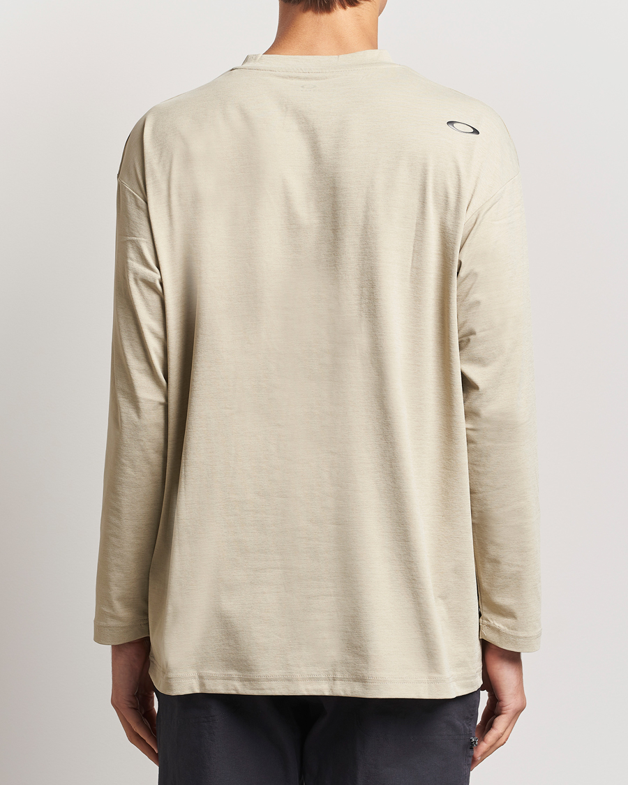 Heren | T-shirts | Oakley | FGL Scratch Long Sleeve T-Shirt Desert Sand