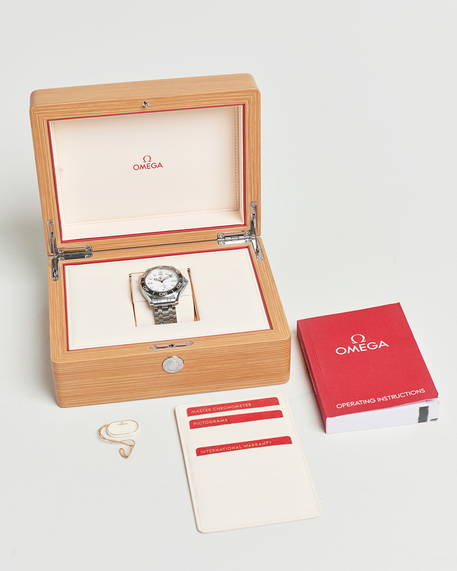 Heren | Omega Pre-Owned Seamaster Diver 300M Silver | Omega Pre-Owned | Seamaster Diver 300M Silver