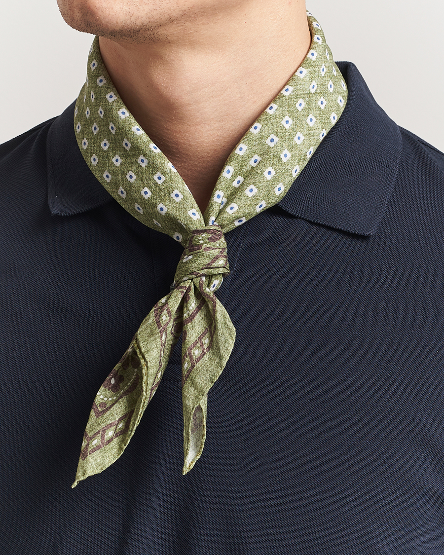 Heren | Sjaals | Amanda Christensen | Cotton Voilé Printed Flower Bandana Green