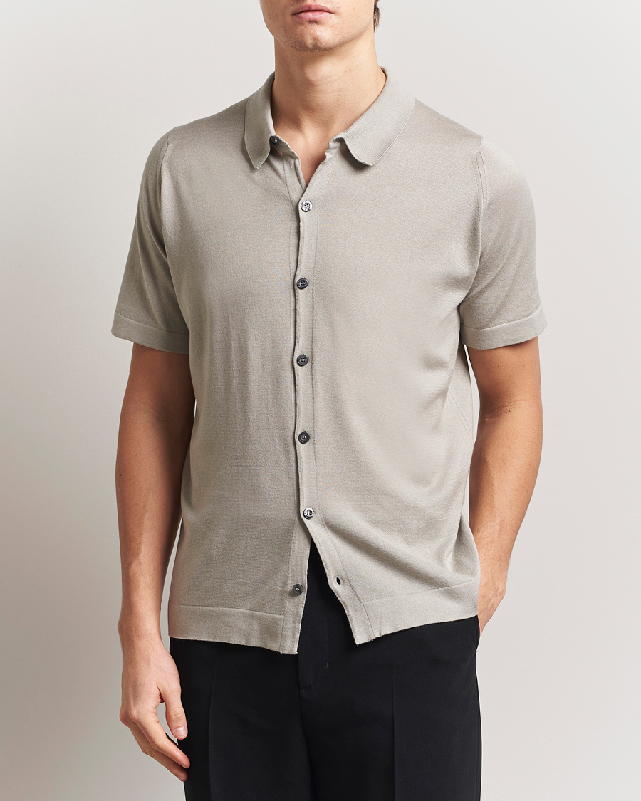 Heren | Overhemden | John Smedley | Folke Sea Island Knitted Polo Parchment