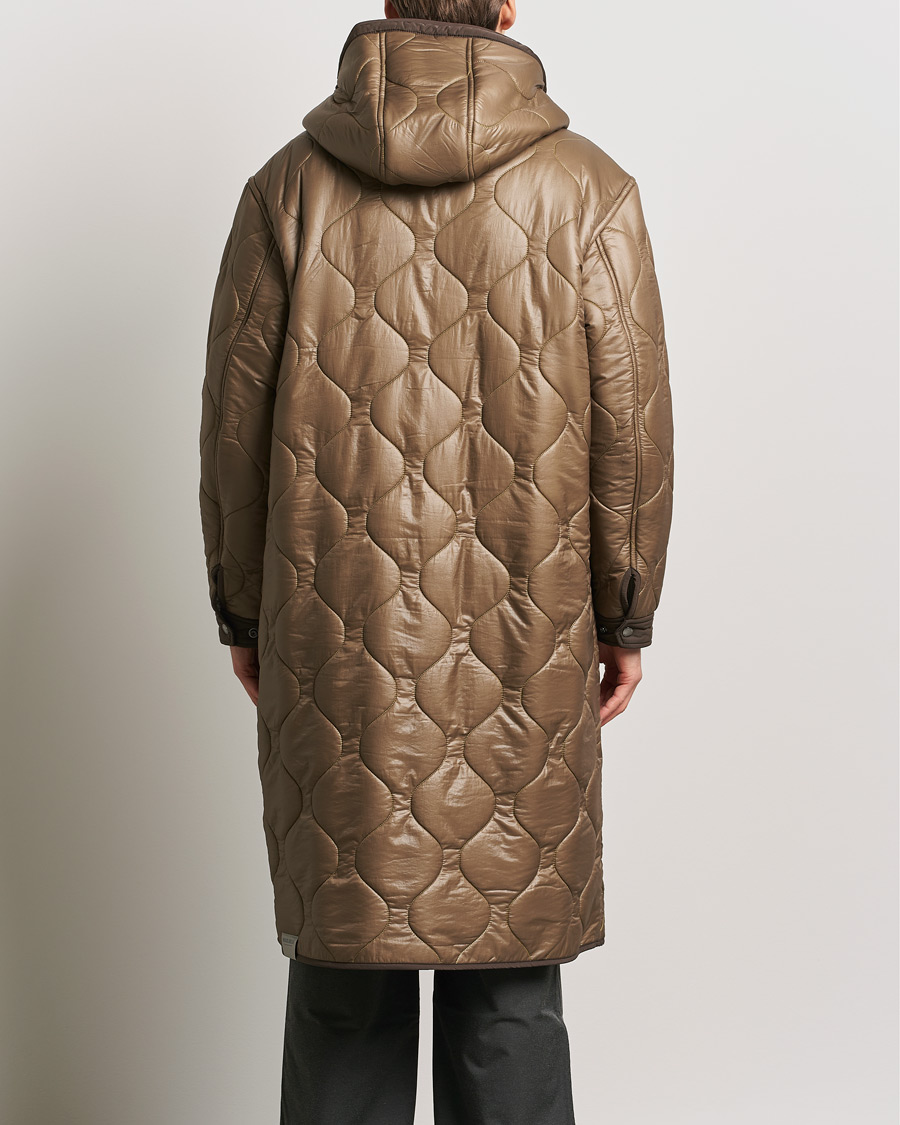 Heren | Jassen | Woolrich | Quilted Coat Sherpa Lining by Todd Snyder Taupe