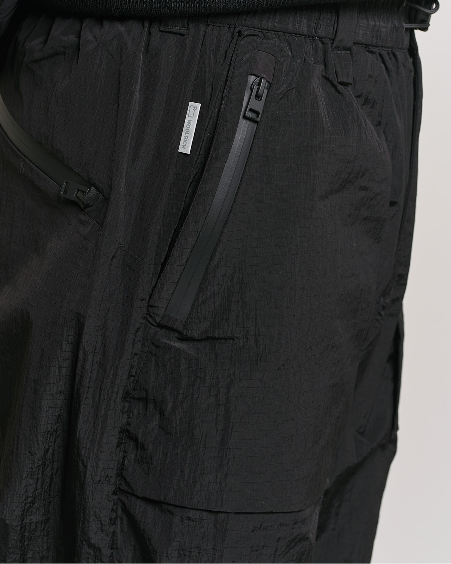 Heren | Broeken | Woolrich | Ripstop Nylon Pants by Todd Snyder Black