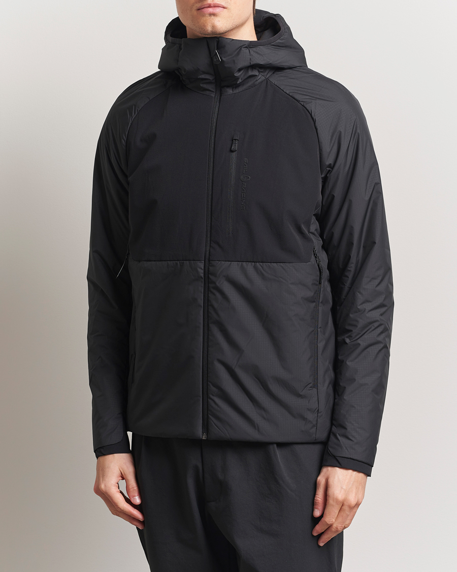 Heren | Jassen | Sail Racing | Amplitude Primaloft Hooded Jacket Carbon