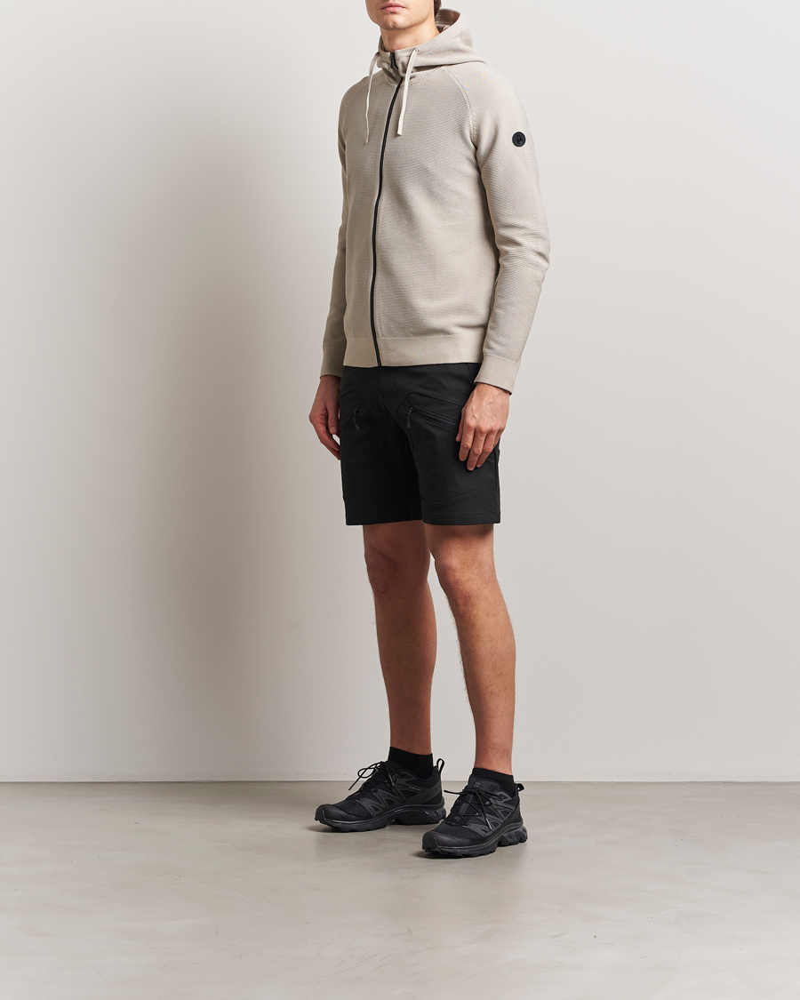 Heren | Truien | Sail Racing | Element Seamless Hooded Full Zip Sand