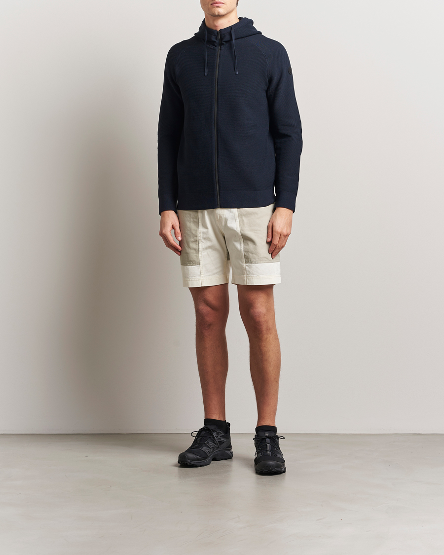 Heren | Korte broek | Sail Racing | Breeze Cotton Twill Blocked Shorts Off White