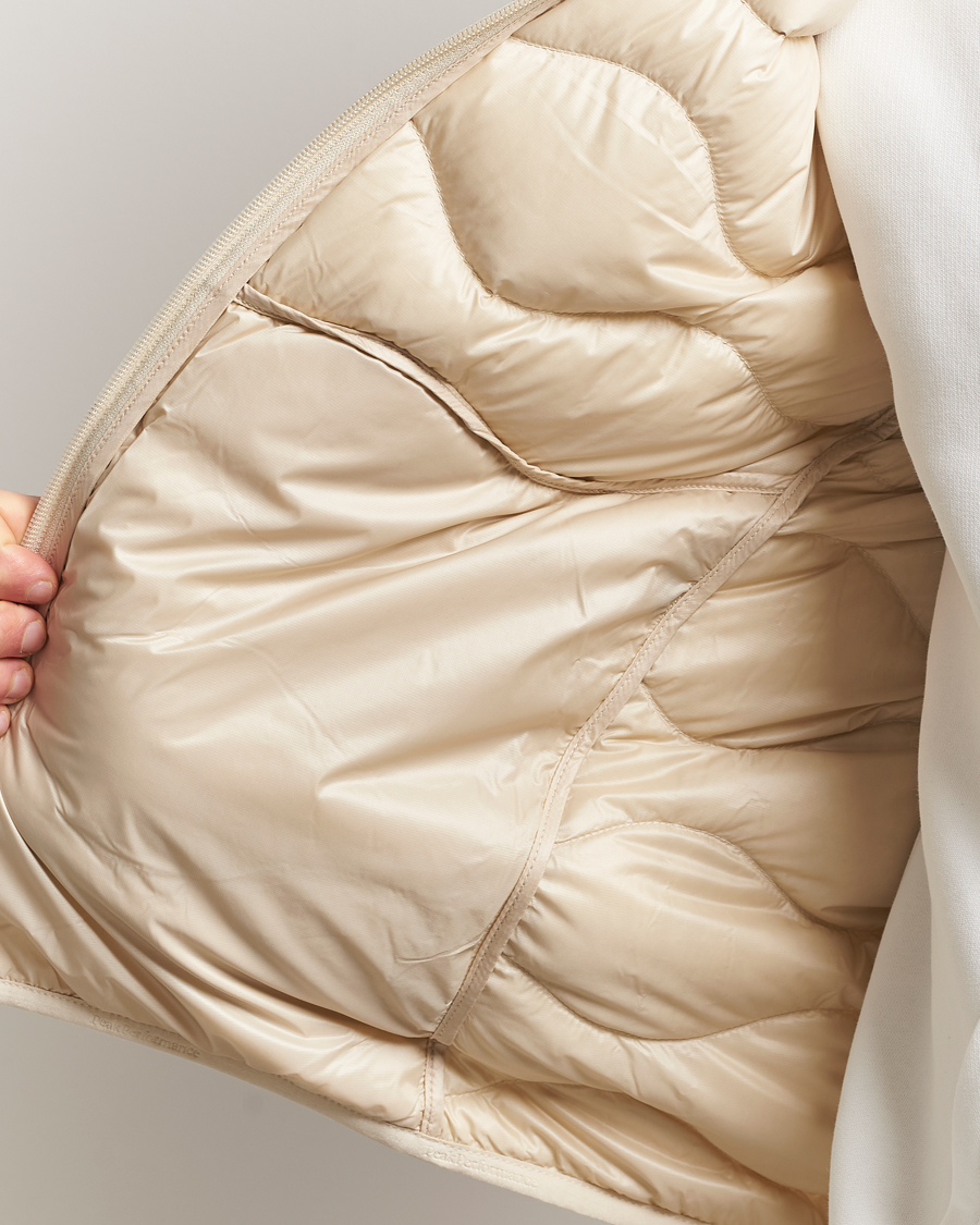 Heren | Jassen | Peak Performance | Helium Down Vest Sand Fog