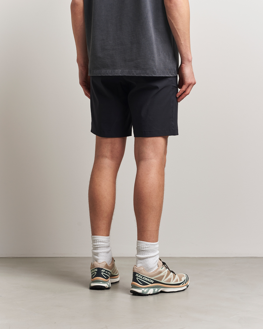 Heren | Korte broek | Peak Performance | Iconiq Shorts Black