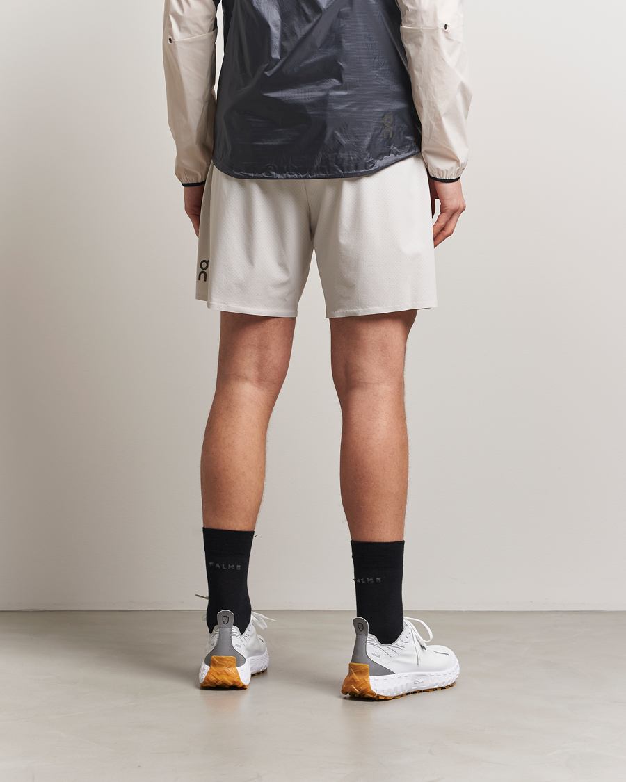 Heren | Korte broek | On | Performance 7 Inch Shorts Silver