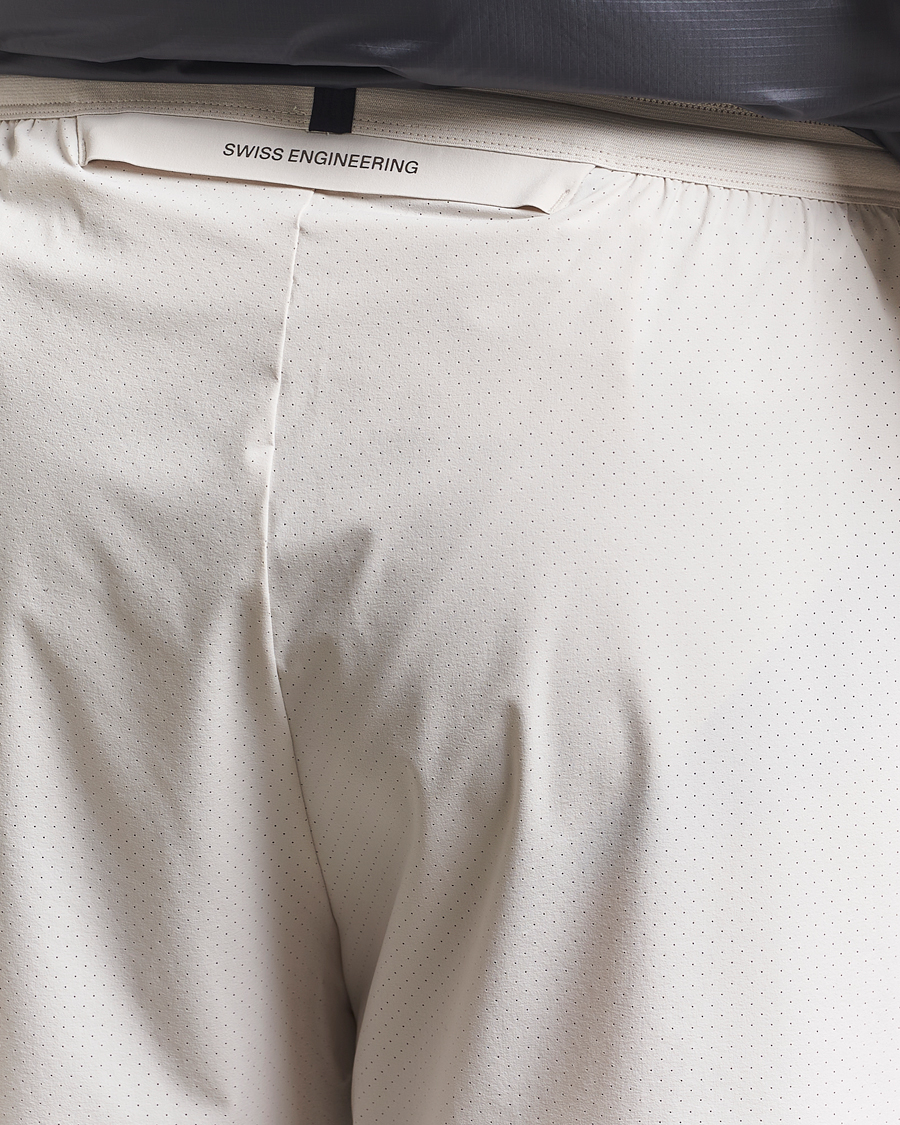 Heren | Korte broek | On | Performance 7 Inch Shorts Silver