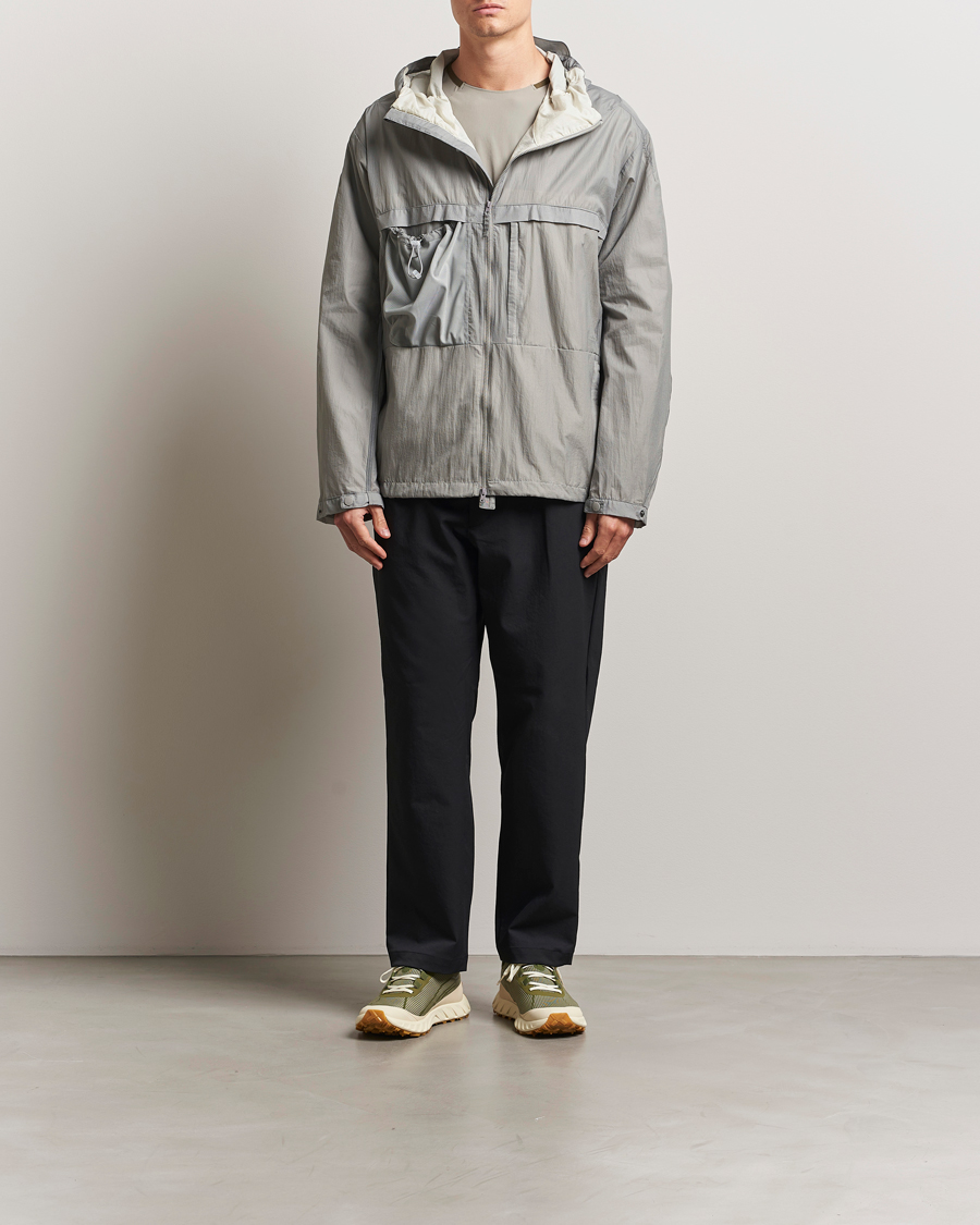 Heren | Jassen | Oakley | Latitude Flight Wind Jacket Cement