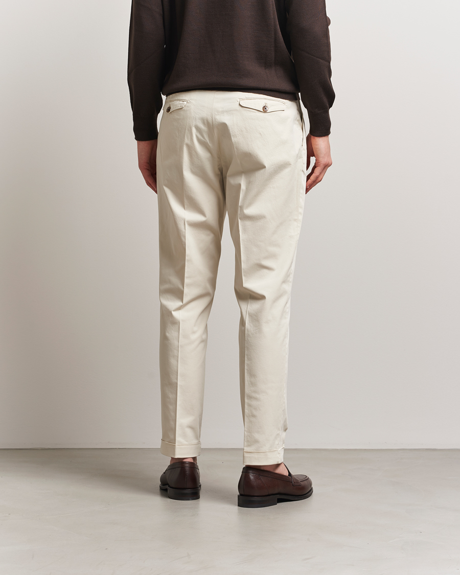 Heren | Broeken | Briglia 1949 | Easy Fit Pleated Cotton Stretch Chino Cream