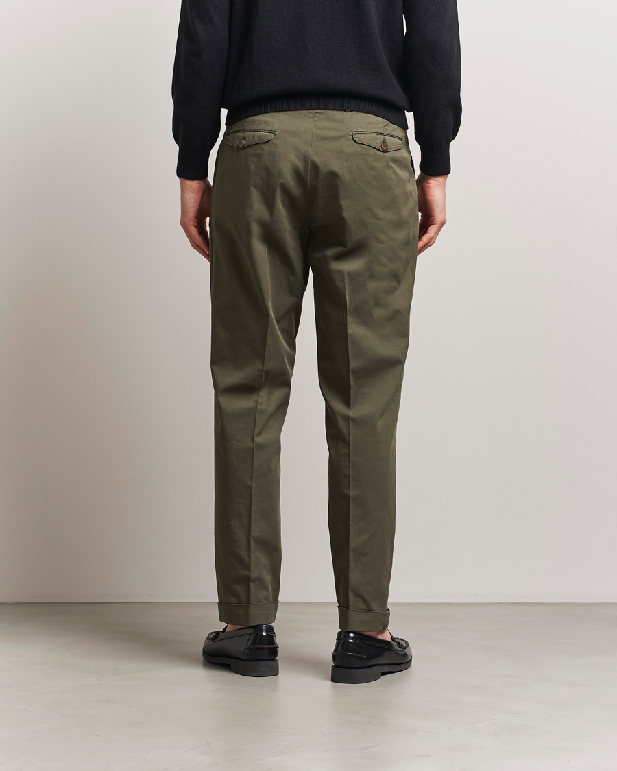 Heren | Broeken | Briglia 1949 | Easy Fit Pleated Cotton Stretch Chino Olive