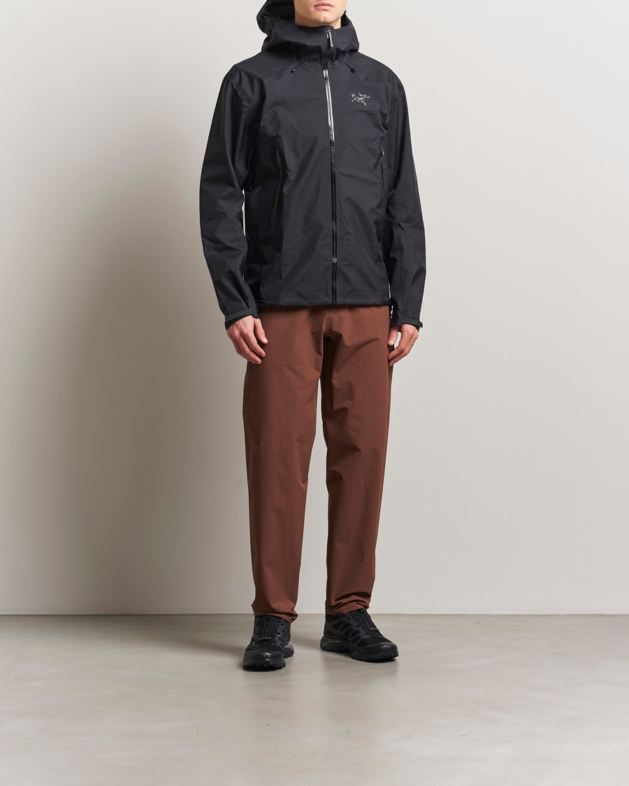 Heren | Broeken | Arc'teryx Veilance | Voronoi Softshell Pants Ganache