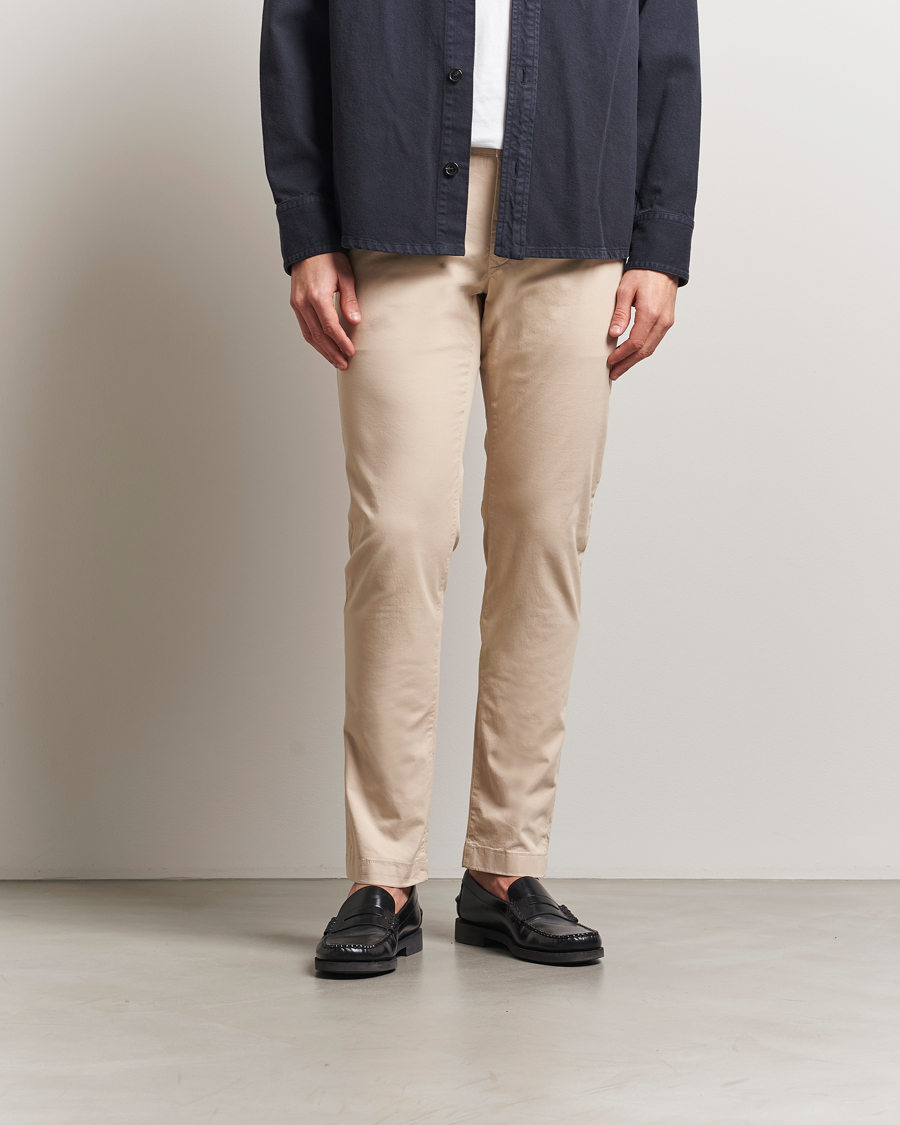 Heren | Broeken | Jacob Cohën | Bobby Cotton Gabardine Chinos Beige