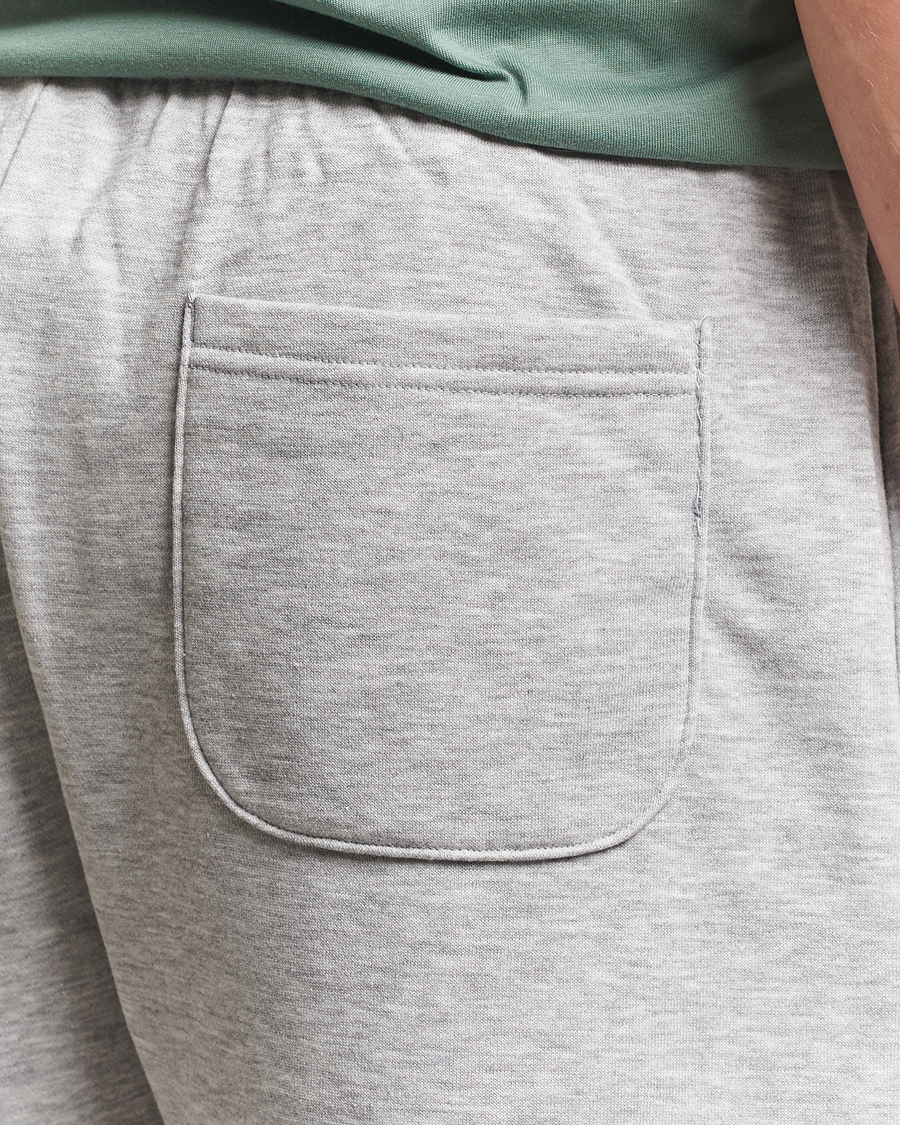 Heren | Korte broek | New Balance | Essentials French Terry Shorts Athletic Grey