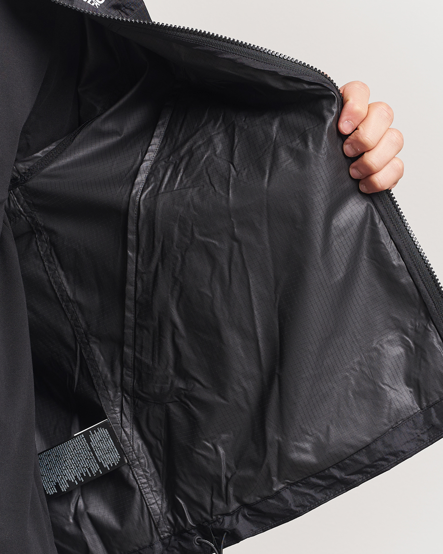Heren | Jassen | The North Face | NSE Wind Track Jacket Black