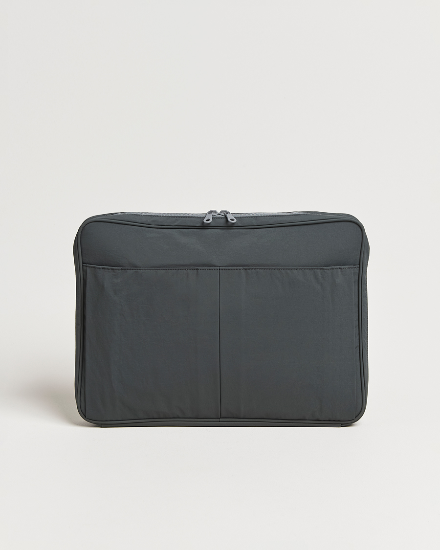 Heren | mazi untitled Nylon Laptop Pouch 16 Inch Grey | mazi untitled | Nylon Laptop Pouch 16 Inch Grey