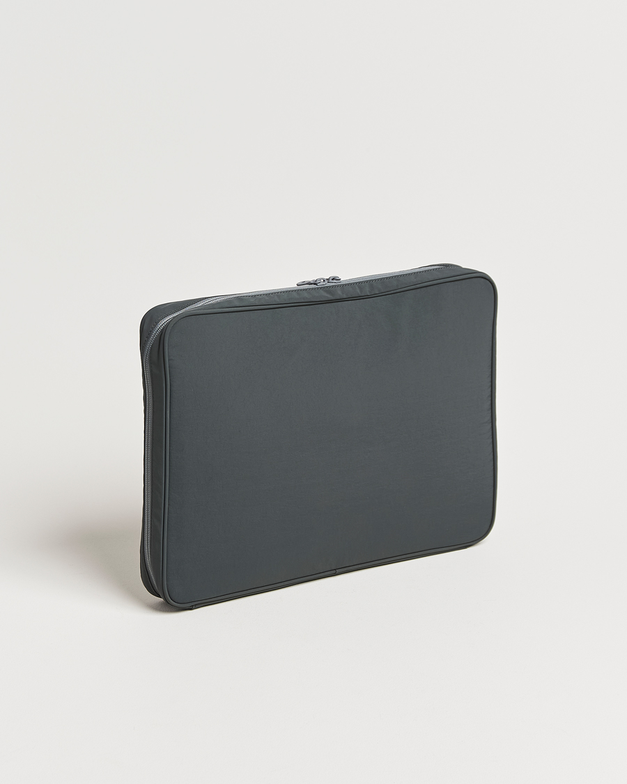 Heren | mazi untitled Nylon Laptop Pouch 16 Inch Grey | mazi untitled | Nylon Laptop Pouch 16 Inch Grey