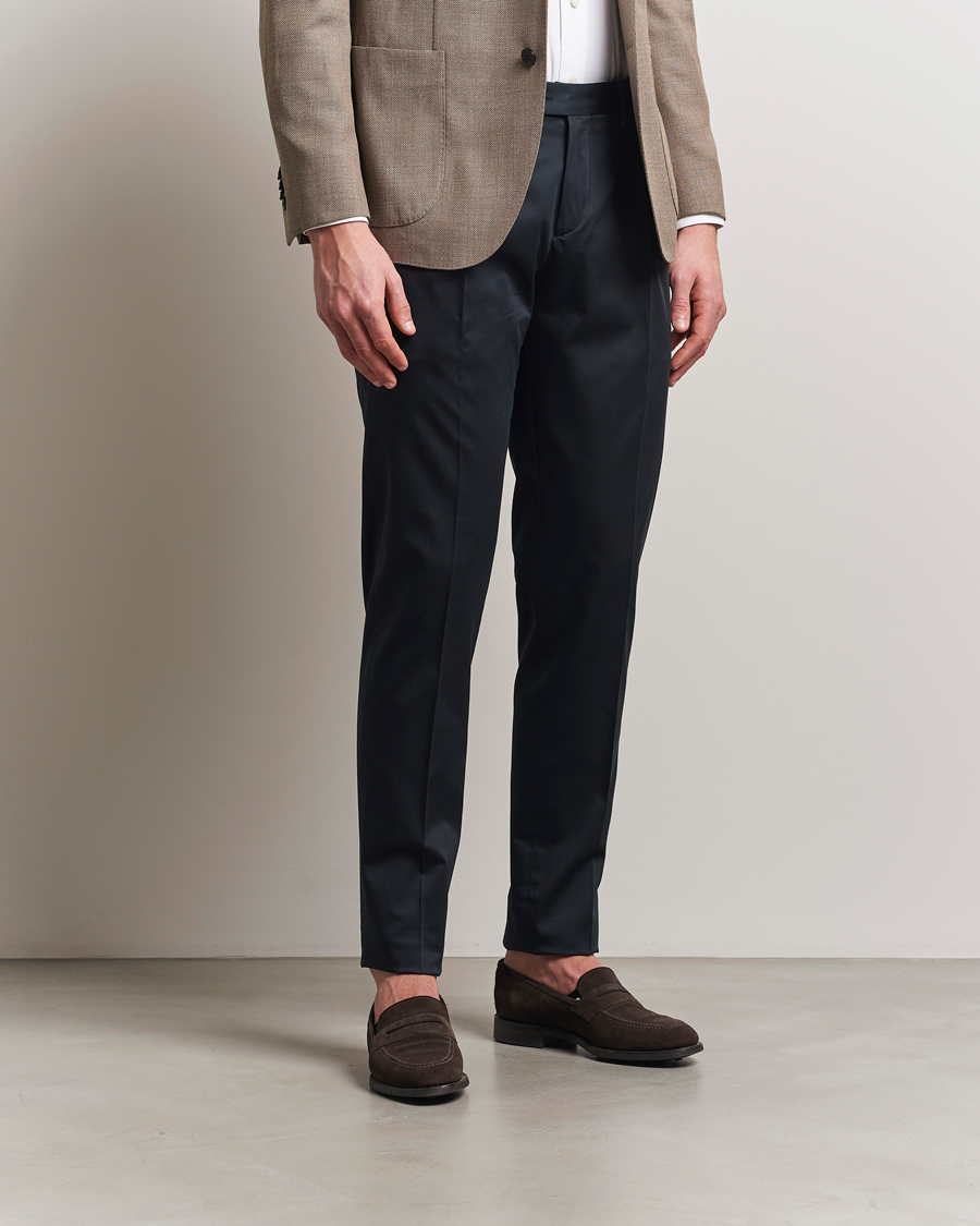 Heren | Broeken | Lardini | Pleated Cotton Stretch Trousers Navy
